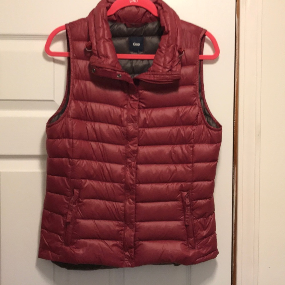 Gap Puffer Vest